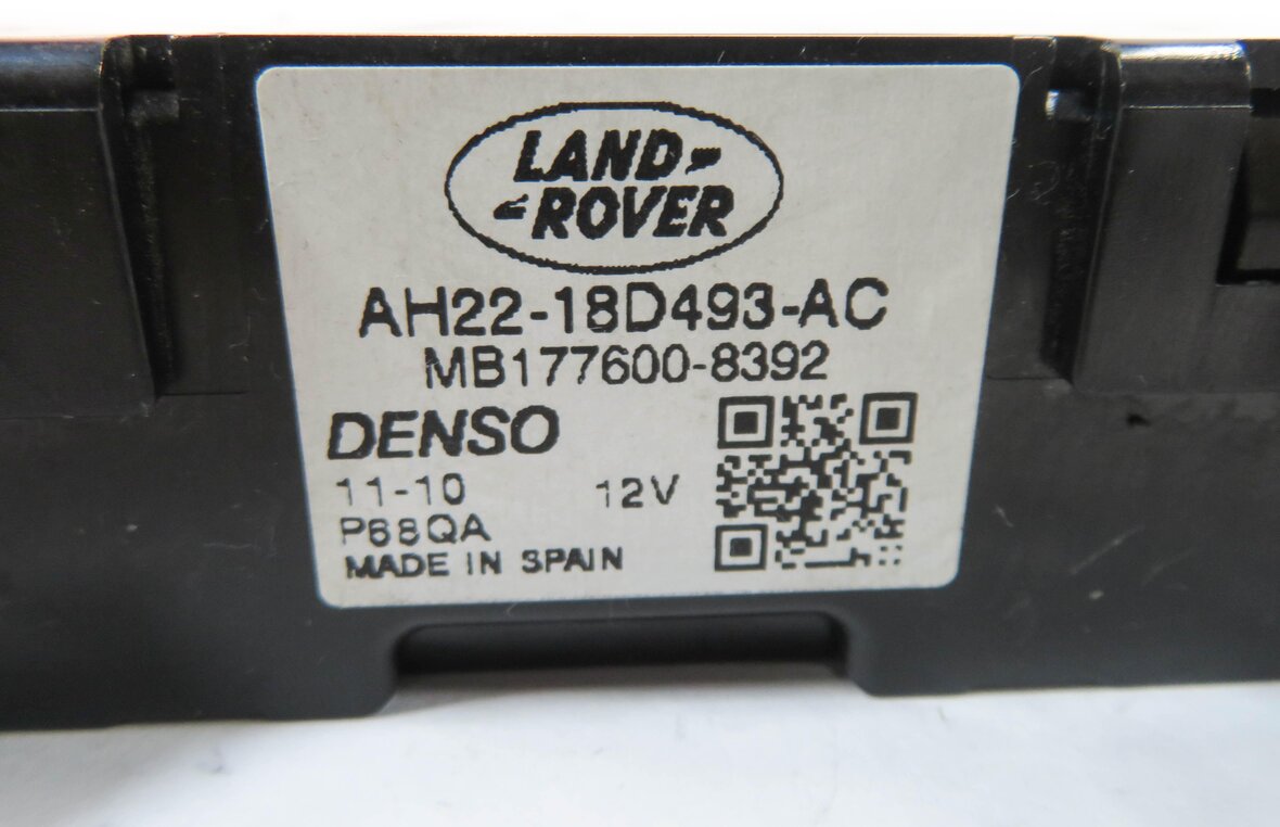 Thumbnail 8: 2010-2011 RANGE ROVER SPORT (L320) TEMPERATURE CONTROL CANBUS CONTROL MODULE