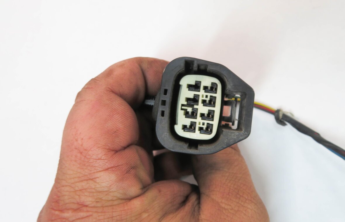 Thumbnail 6: 2011 RANGE ROVER SPORT (L320) REAR PDC PARK SENSOR SET-4 w/ WIRING HARNESS