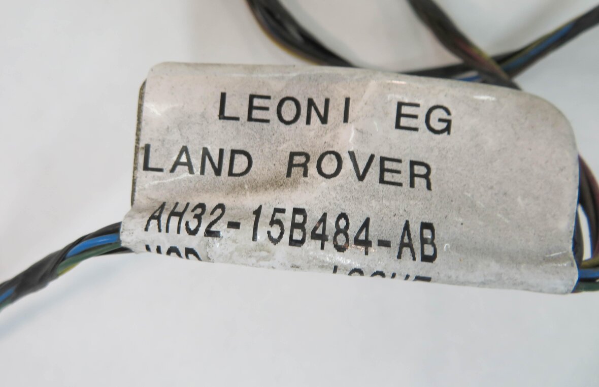 Thumbnail 7: 2011 RANGE ROVER SPORT (L320) REAR PDC PARK SENSOR SET-4 w/ WIRING HARNESS