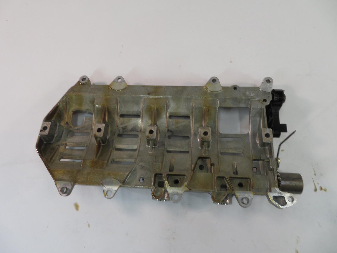 Thumbnail 8: 2010 RANGE ROVER SPORT (L320) 5.0L AJ133 V8 ENGINE MOTOR OIL PAN BAFFLE TRAY