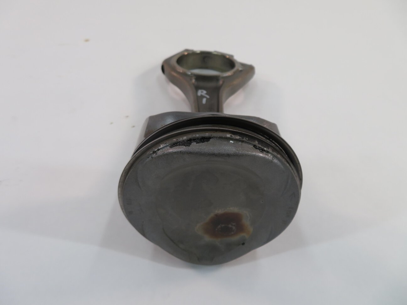 Thumbnail 3: 2010 RANGE ROVER SPORT (L320) 5.0L AJ133 - RIGHT ENGINE PISTON w/ CONNECTING ROD