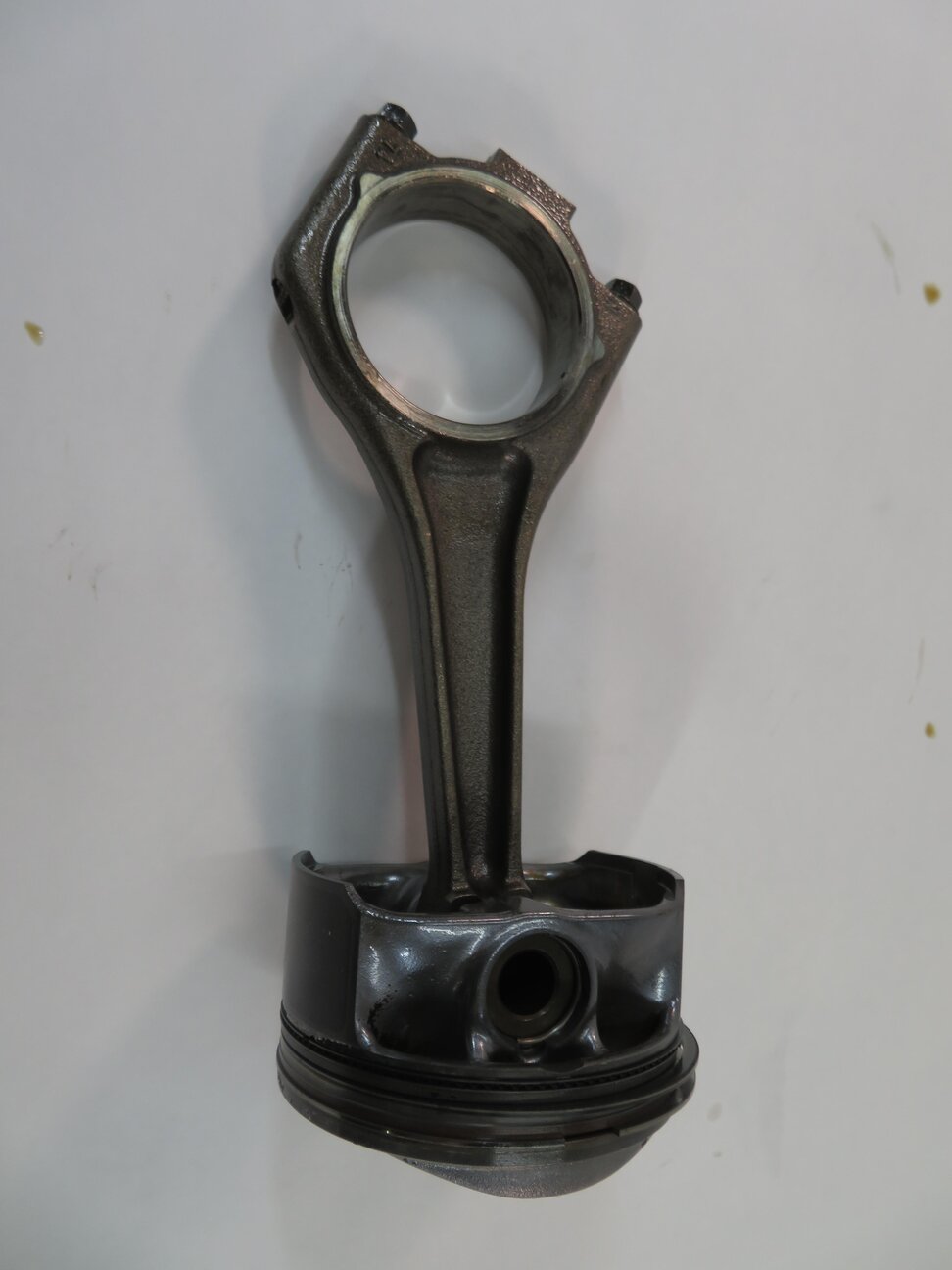 Thumbnail 8: 2010 RANGE ROVER SPORT (L320) 5.0L AJ133 - LEFT ENGINE PISTON w/ CONNECTING ROD