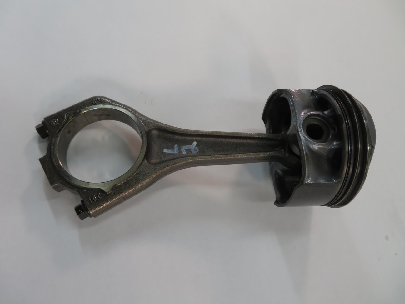 Thumbnail 7: 2010 RANGE ROVER SPORT (L320) 5.0L AJ133 - LEFT ENGINE PISTON w/ CONNECTING ROD