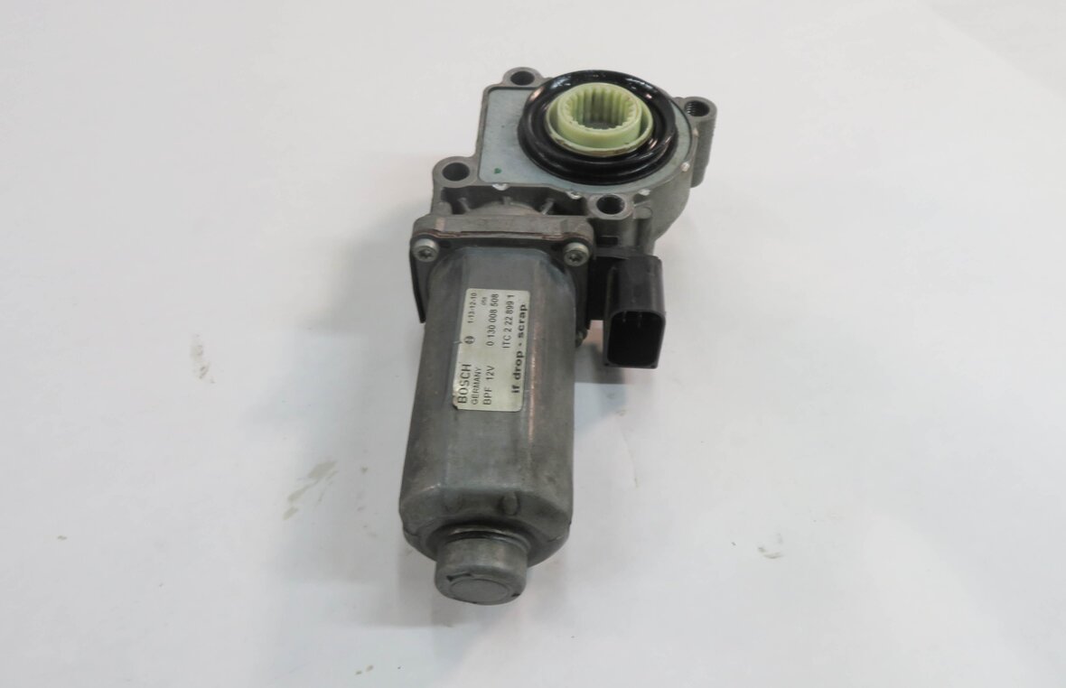 Thumbnail 3: 05-16 LR3 LR4 / RANGE ROVER SPORT (L320 L322) TRANSFER CASE ELECTRIC SHIFT MOTOR