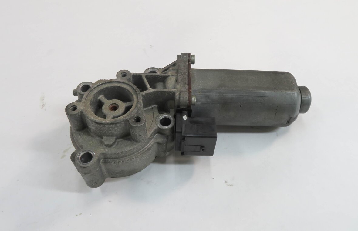 Thumbnail 6: 05-16 LR3 LR4 / RANGE ROVER SPORT (L320 L322) TRANSFER CASE ELECTRIC SHIFT MOTOR