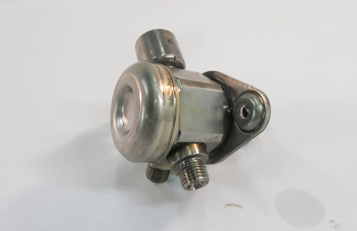 Thumbnail 3: 10-17 LR4 RANGE ROVER SPORT (L322 L320 L405 L494) 3.0L 5.0L MECHANICAL FUEL PUMP