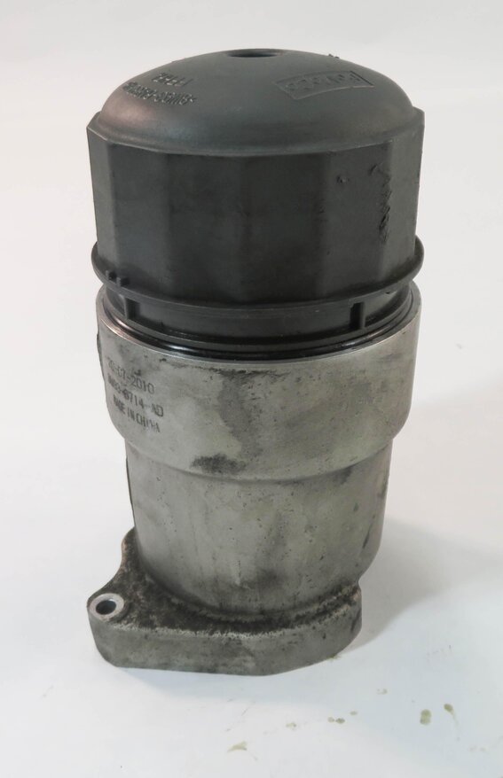 Thumbnail 2: 2010 RANGE ROVER SPORT (L320) 5.0L AJ133 V8 ENGINE - OIL FILTER HOUSING w/ CAP