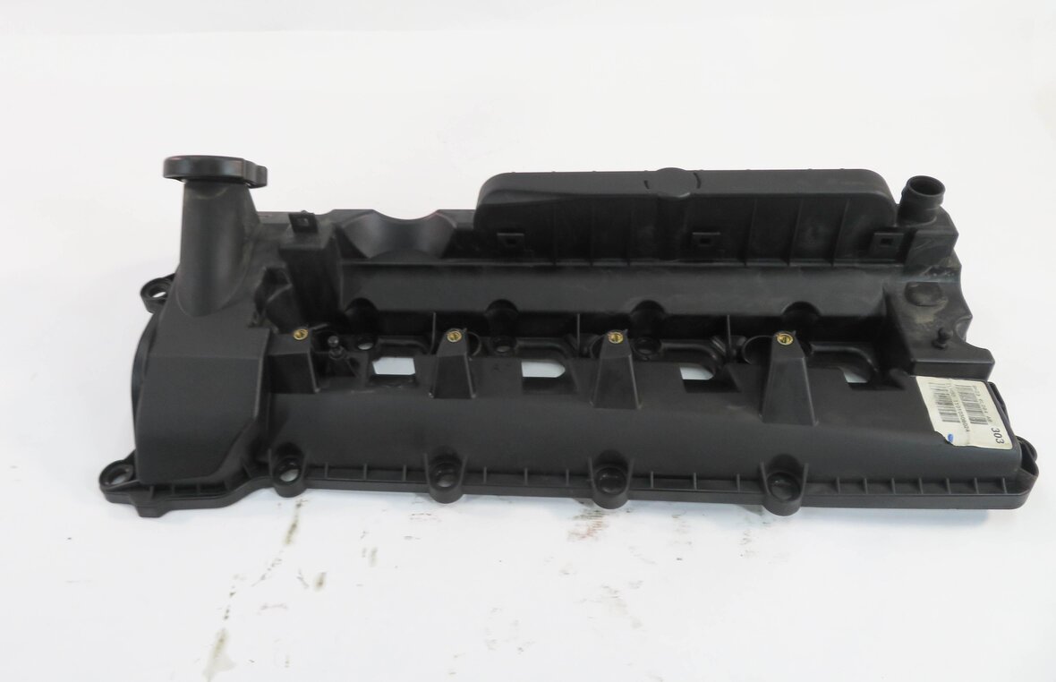 Thumbnail 4: 10-18 RANGE ROVER SPORT (L320 L322 L494 L405) 5.0L V8 - LEFT ENGINE VALVE COVER