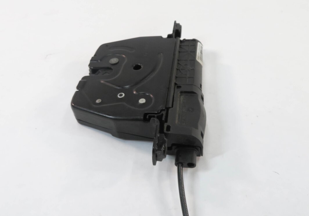 Thumbnail 3: 2011 BMW 535i (F10) REAR TRUNK LOCK LATCH ACTUATOR w/ CABLE
