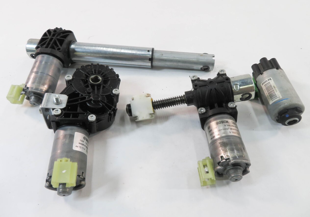 Thumbnail 2: 2011 BMW 535i (F10) LEFT FRONT DRIVER SEAT TRACK SEAT MOTOR SET-4