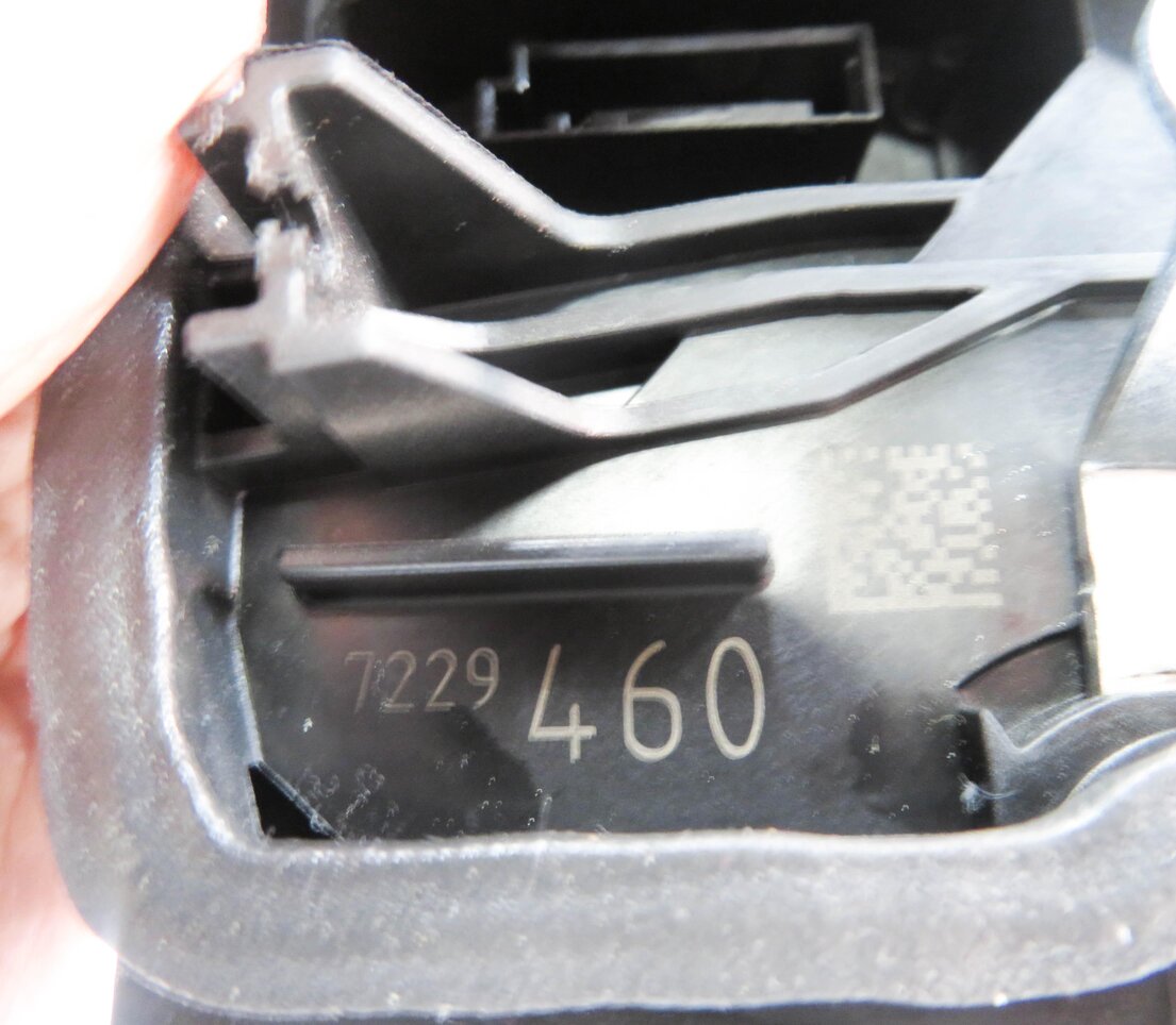 Thumbnail 7: 2010-2018 BMW E90 F30 F32 E60 F10 F01 F25 F26 E70 E71 RIGHT SIDE REAR DOOR LATCH