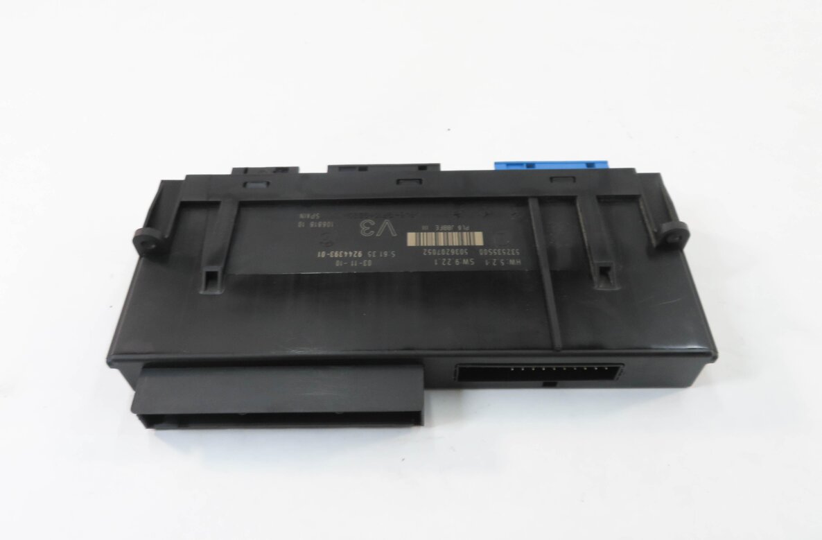 Thumbnail 3: 2010-2011 BMW 528i 535i 550i 535iGT 550iGT (F07 F10) MAIN BODY CONTROL MODULE