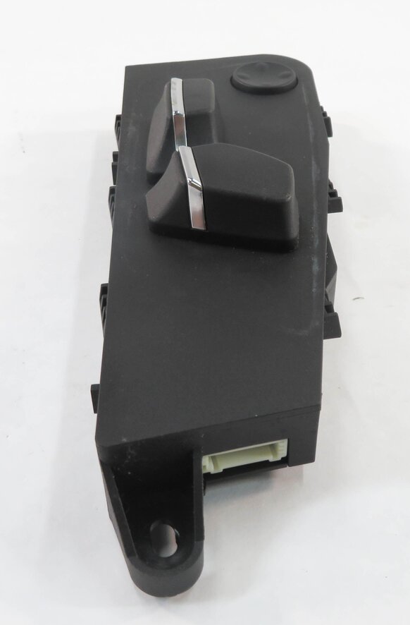 Thumbnail 3: 2011 BMW 535i (F10) LEFT FRONT DRIVER POWER MEMORY SEAT ADJUSTMENT SWITCH