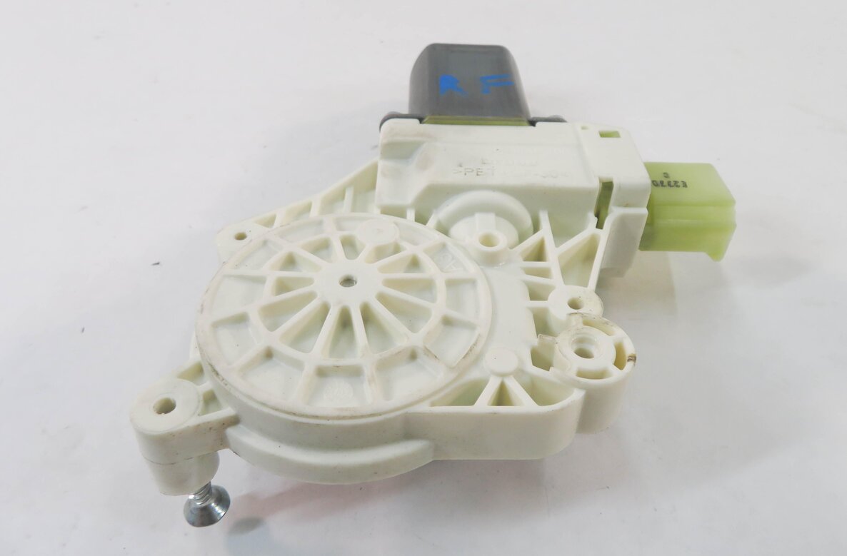 Thumbnail 4: 11-16 BMW 528i 535i 550i M5 (F10) RIGHT PASSENGER WINDOW MOTOR (FRONT / REAR)