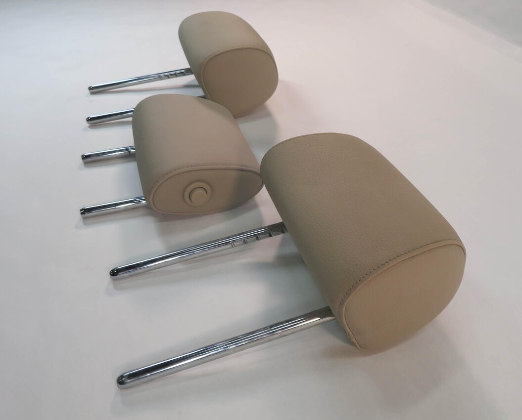 Thumbnail 4: 2011 BMW 535i (F10) REAR - LEFT / CENTER / RIGHT - OYSTER LEATHER HEADREST SET-3