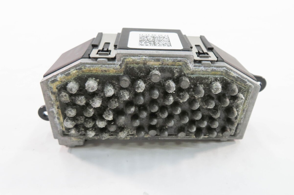Thumbnail 2: 2009 AUDI Q5 (8R) FRONT HEATER A/C BLOWER FAN MOTOR SPEED RESISTOR