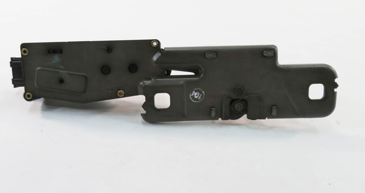 Thumbnail 6: 2009 AUDI Q5 (8R) REAR HATCH GATE DOOR TRUNK STRIKER LOCK LATCH ACTUATOR
