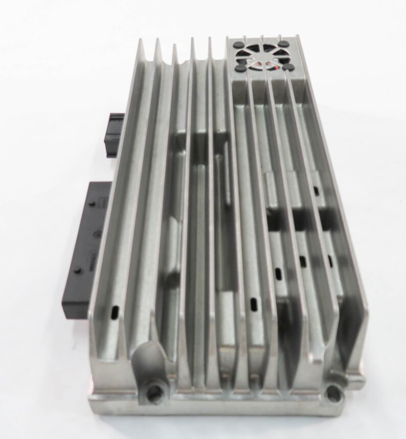 Thumbnail 3: 2009-2010 AUDI Q5 (8R) RADIO STEREO BANG & OLUFSEN AUDIO AMP AMPLIFIER