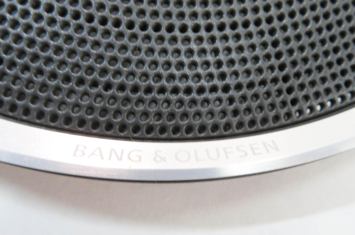 Thumbnail 2: 2009 AUDI Q5 (8R) RADIO STEREO - BANG & OLUFSEN SPEAKER GRILLE TRIM SET-12
