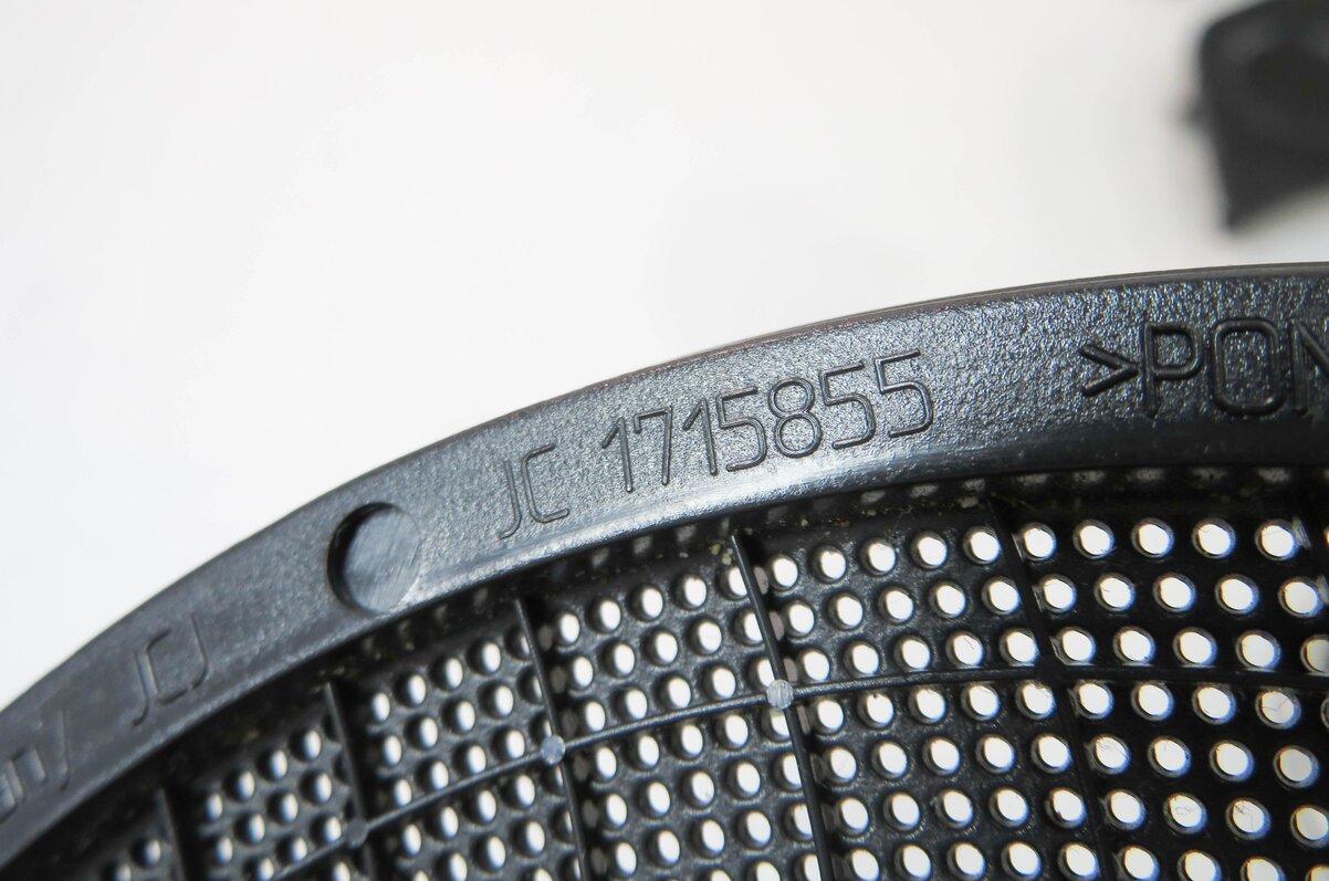 Thumbnail 3: 2009 AUDI Q5 (8R) RADIO STEREO - BANG & OLUFSEN SPEAKER GRILLE TRIM SET-12