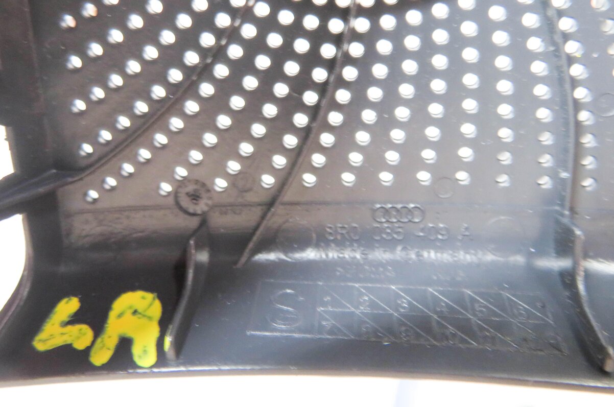 Thumbnail 4: 2009 AUDI Q5 (8R) RADIO STEREO - BANG & OLUFSEN SPEAKER GRILLE TRIM SET-12