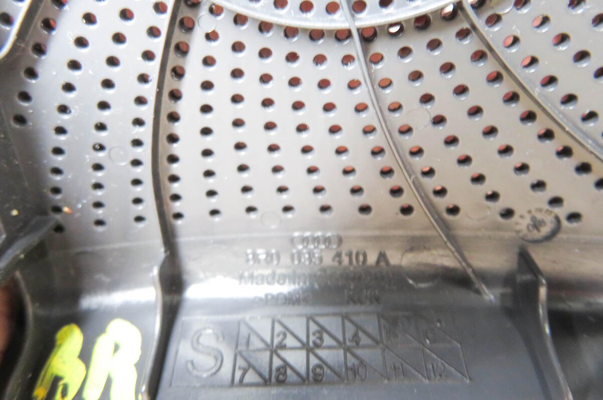 Thumbnail 5: 2009 AUDI Q5 (8R) RADIO STEREO - BANG & OLUFSEN SPEAKER GRILLE TRIM SET-12