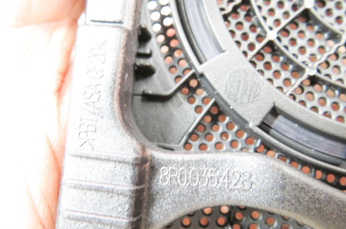 Thumbnail 9: 2009 AUDI Q5 (8R) RADIO STEREO - BANG & OLUFSEN SPEAKER GRILLE TRIM SET-12