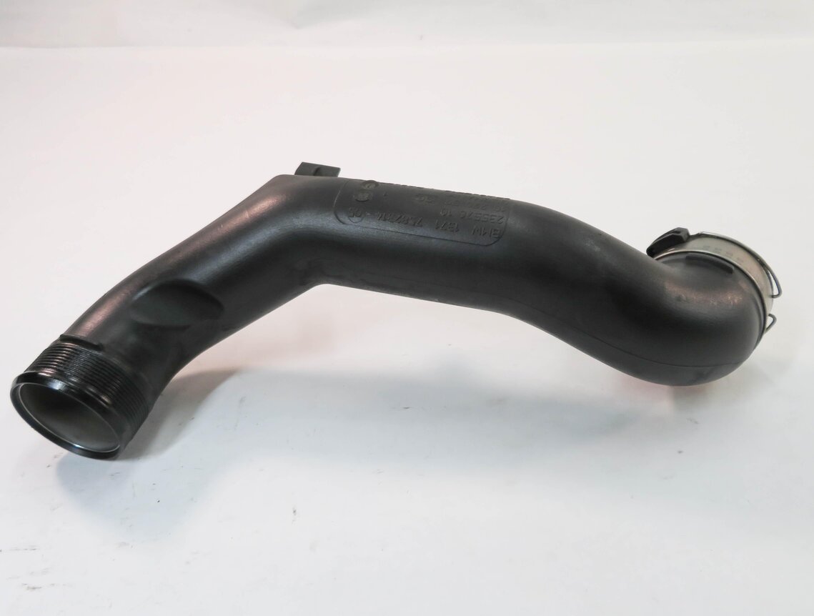Thumbnail 5: 2011 BMW 535i (F10) 3.0L N55 TURBO ENGINE - AIR INDUCTION TRACT PIPE HOSE