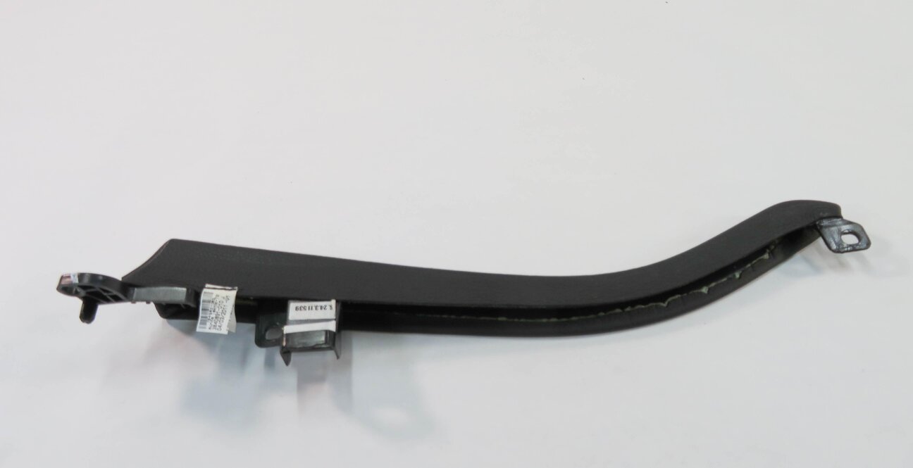Thumbnail 2: 2011 BMW 535i (F10) LEFT FRONT CENTER CONSOLE EDGE TRIM PIECE (BLACK LEATHER)