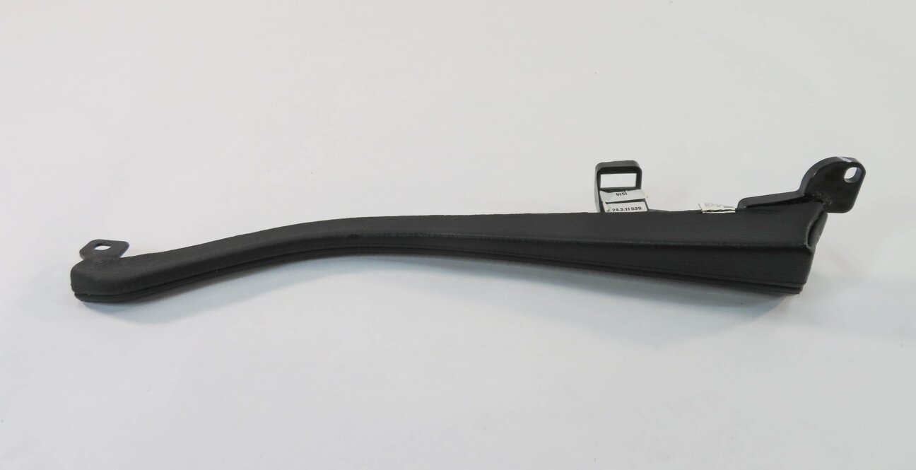 Thumbnail 4: 2011 BMW 535i (F10) LEFT FRONT CENTER CONSOLE EDGE TRIM PIECE (BLACK LEATHER)