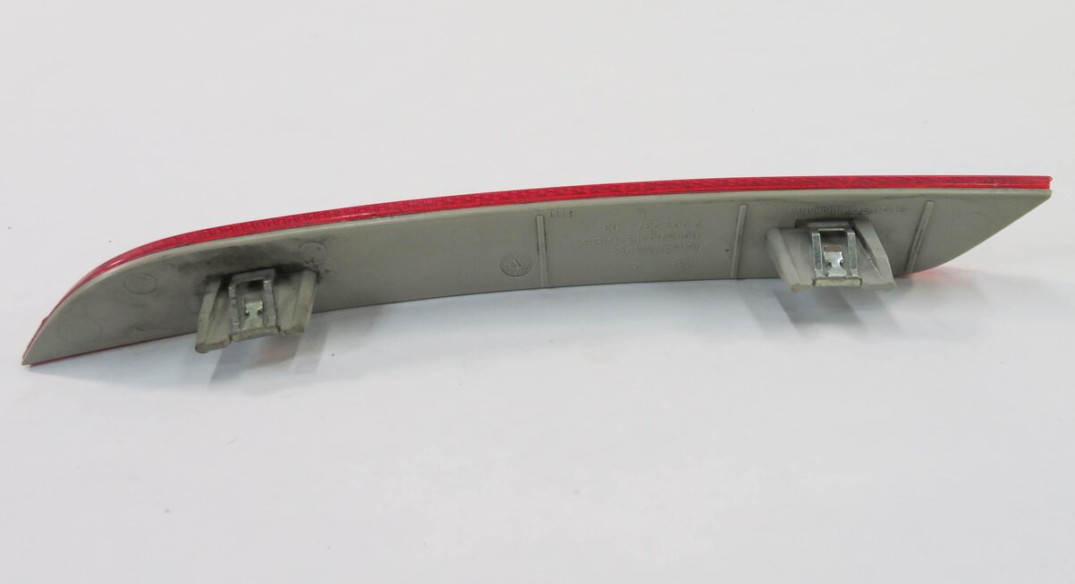 Thumbnail 5: 2011 BMW 535i (F10) LEFT & RIGHT REAR BUMPER MARKER REFLECTOR SET-2