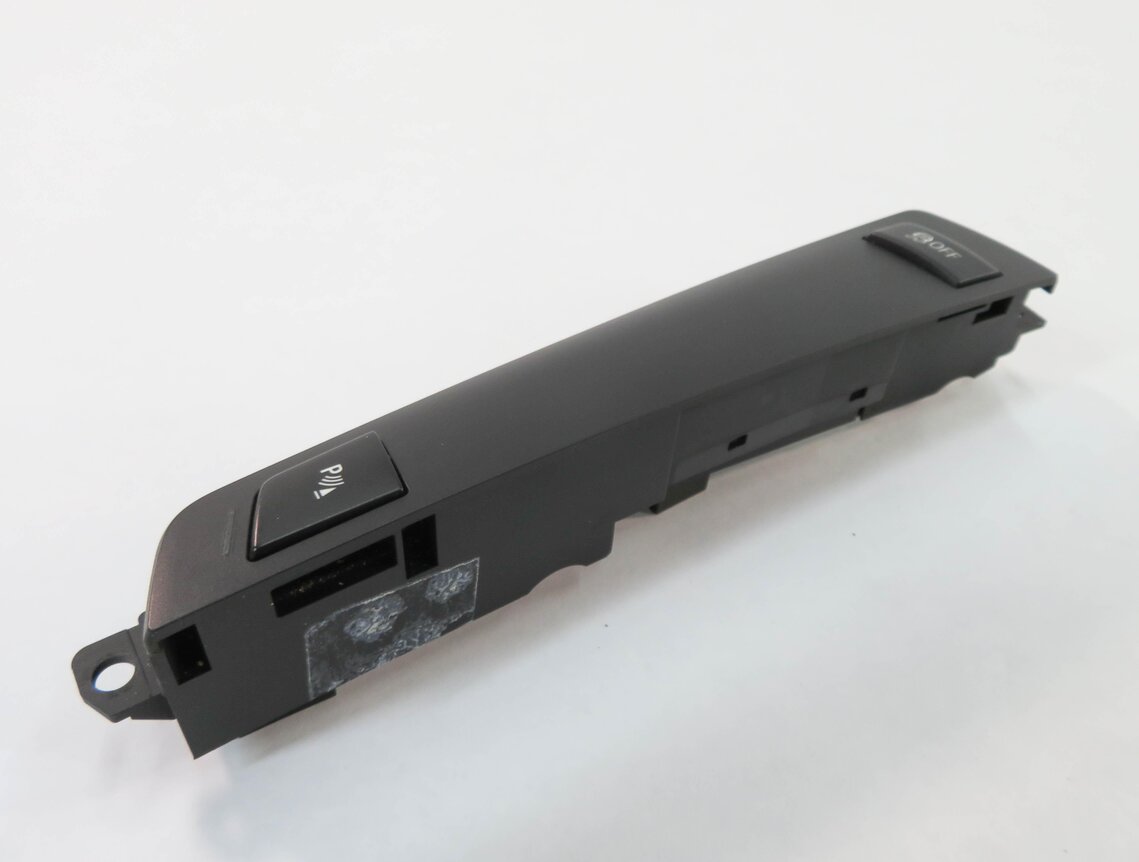 Thumbnail 1: 2011 BMW 535i (F10) PDC SENSOR / TRACTION CONTROL SWITCH BUTTON PANEL