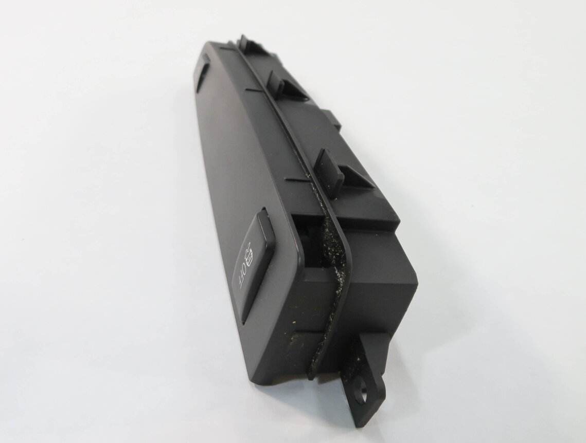 Thumbnail 3: 2011 BMW 535i (F10) PDC SENSOR / TRACTION CONTROL SWITCH BUTTON PANEL