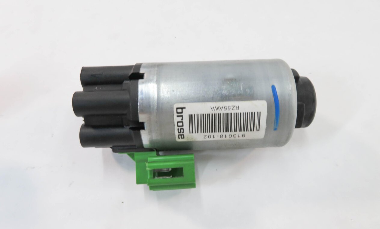 Thumbnail 6: 2011 BMW 535i (F10) RIGHT FRONT PASSENGER POWER SEAT ADJUSTMENT MOTOR SET-4