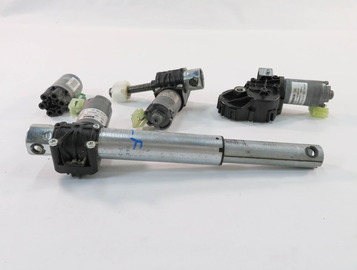 Thumbnail 2: 2011 BMW 535i (F10) LEFT FRONT DRIVER POWER SEAT ADJUSTMENT MOTOR SET-4