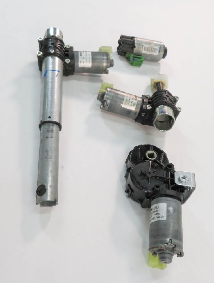 Thumbnail 3: 2011 BMW 535i (F10) LEFT FRONT DRIVER POWER SEAT ADJUSTMENT MOTOR SET-4