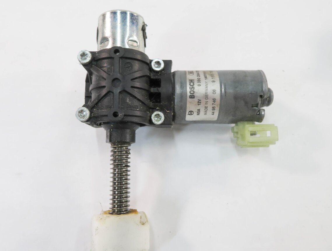 Thumbnail 7: 2011 BMW 535i (F10) LEFT FRONT DRIVER POWER SEAT ADJUSTMENT MOTOR SET-4