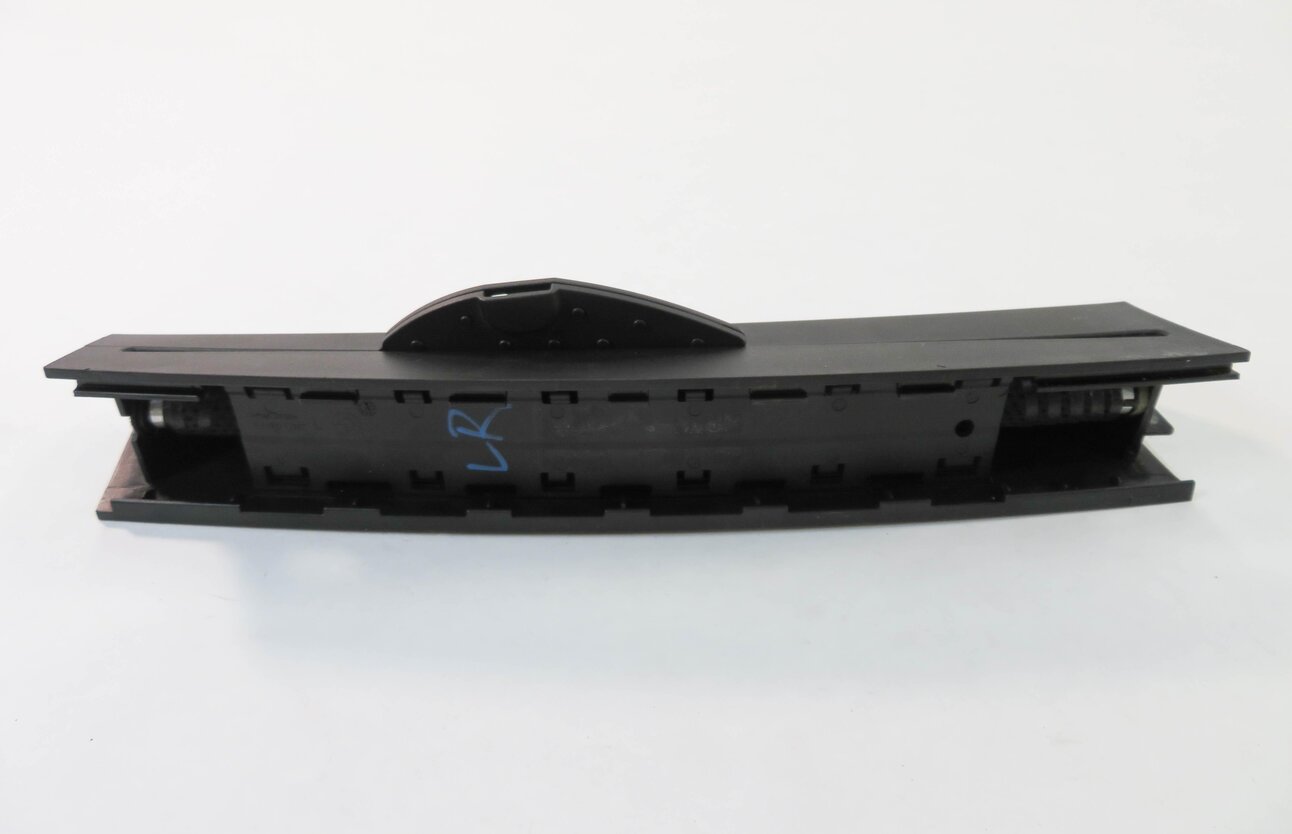 Thumbnail 7: 11-16 BMW 528i 535i 550i (F10) LEFT REAR DOOR VENT WINDOW PRIVACY SHADE (BLACK)