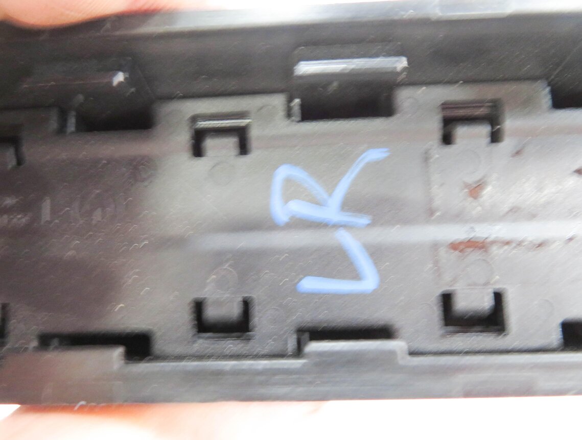 Thumbnail 9: 11-16 BMW 528i 535i 550i (F10) LEFT REAR DOOR VENT WINDOW PRIVACY SHADE (BLACK)