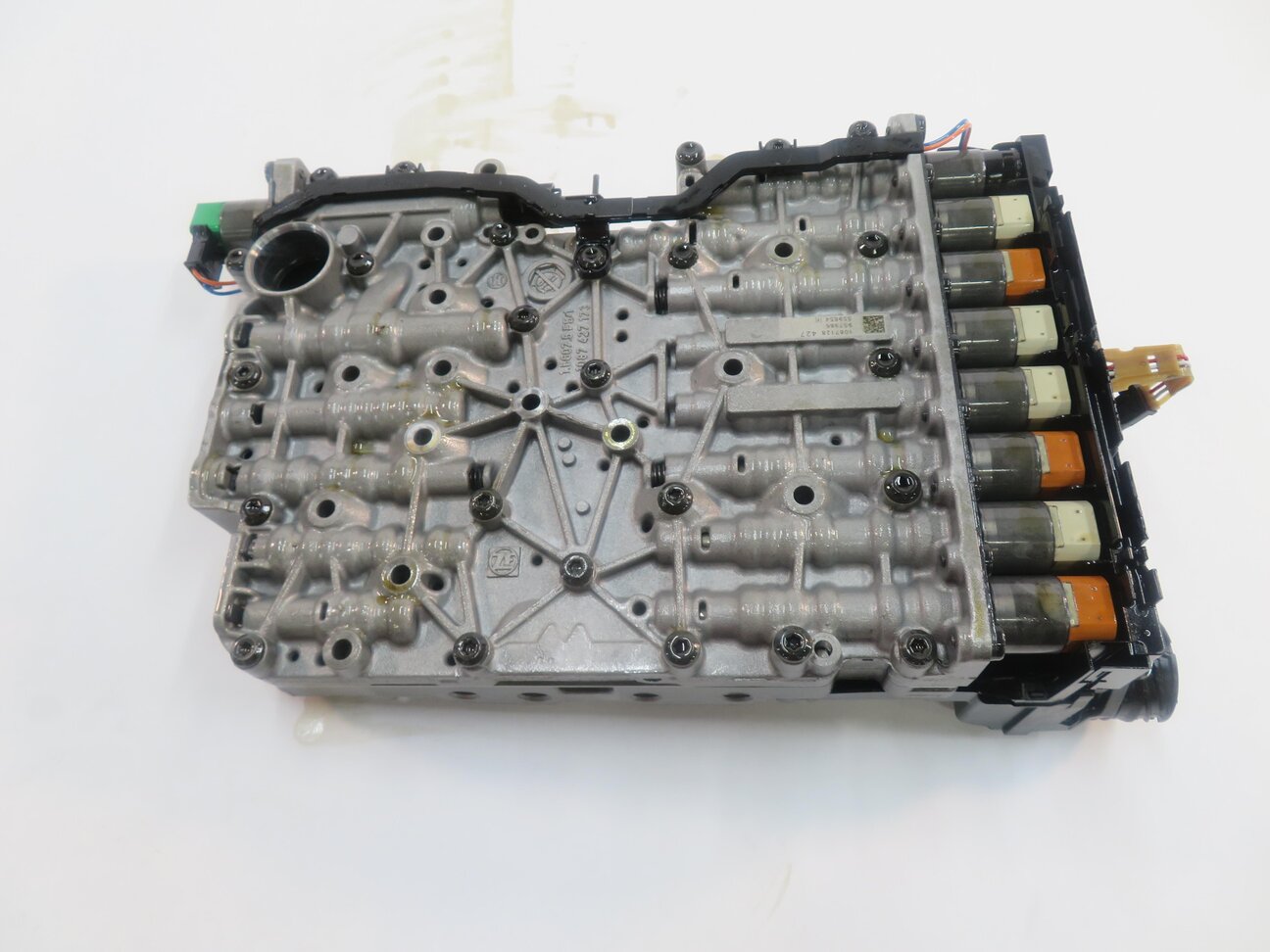 Thumbnail 5: 2010-2011 BMW 535i 535iGT (F07 F10) 8HP45 - AUTOMATIC TRANSMISSION VALVE BODY
