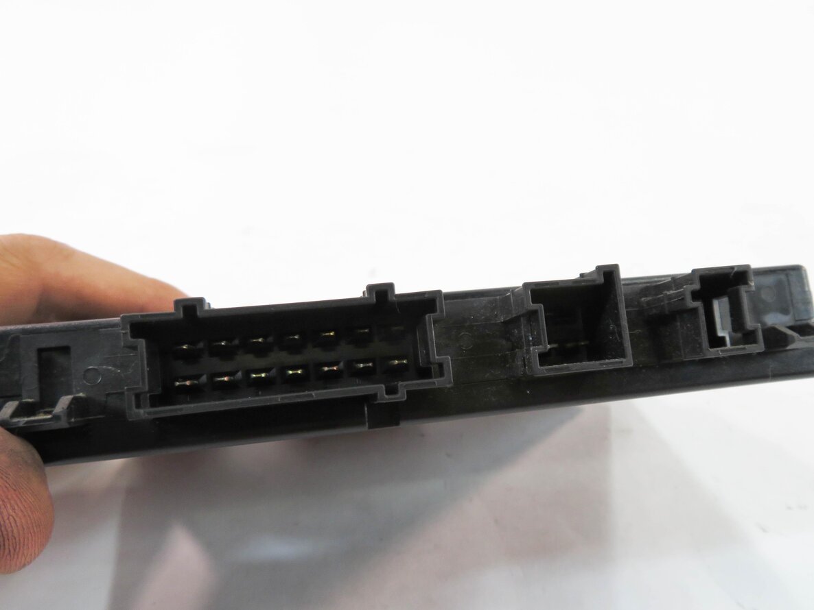 Thumbnail 7: 2007 MERCEDES GL450 (X164) RIGHT FRONT PASSENGER SEAT CONTROL MODULE