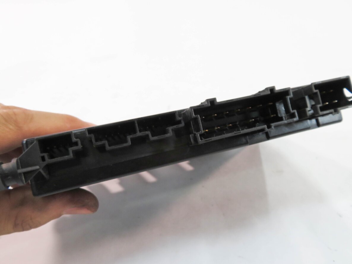 Thumbnail 8: 2007 MERCEDES GL450 (X164) RIGHT FRONT PASSENGER SEAT CONTROL MODULE