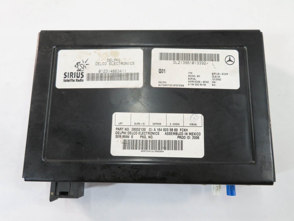 Thumbnail 2: 06-08 MERCEDES C350 E320 E350 GL320 GL450 ML350 ML500 - SIRIUS SATELLITE MODULE