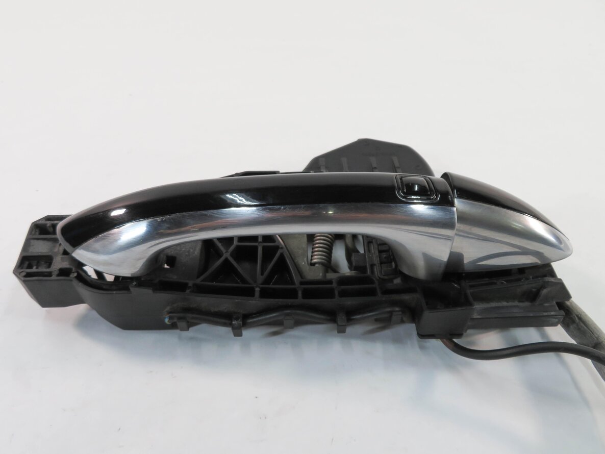 Thumbnail 3: 2007 MERCEDES GL450 (X164) RIGHT FRONT PASSENGER KEYLESS GO DOOR HANDLE (BLACK)