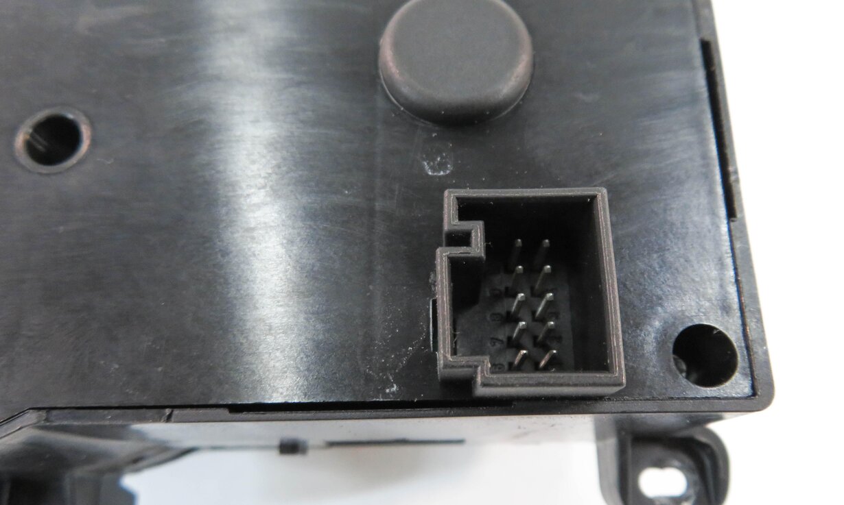 Thumbnail 8: 2006-2012 MERCEDES GL350 GL450 GL550 ML320 ML350 R350 - REAR TEMPERATURE CONTROL