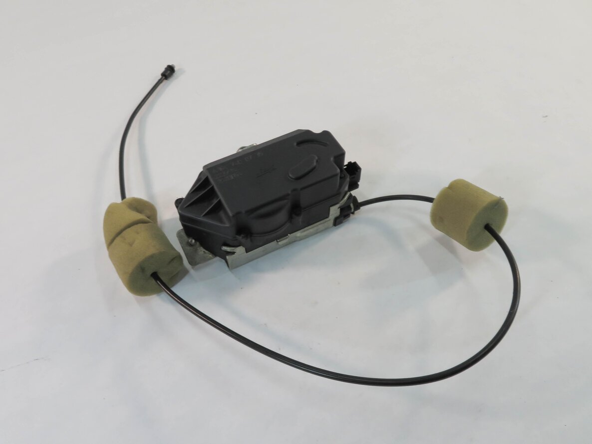 2007 MERCEDES GL450 (X164) REAR TRUNK LOCK LATCH ACTUATOR
