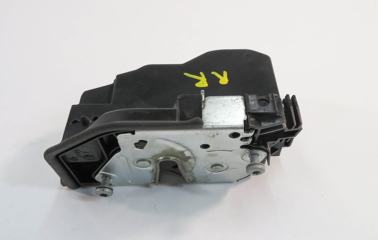Thumbnail 3: 2010-2018 BMW E90 F30 F32 E60 F10 F01 F25 F26 E70 E71 RIGHT SIDE REAR DOOR LATCH
