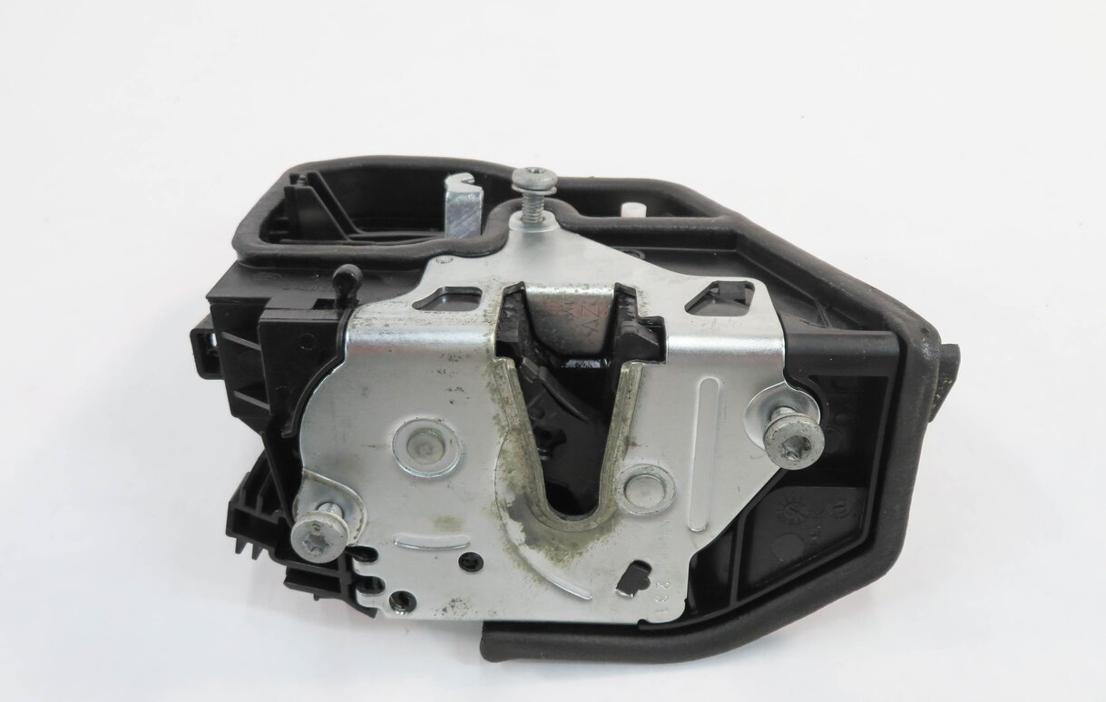 Thumbnail 5: 2010-2018 BMW E90 F30 F32 E60 F10 F01 F25 F26 E70 E71 RIGHT SIDE REAR DOOR LATCH