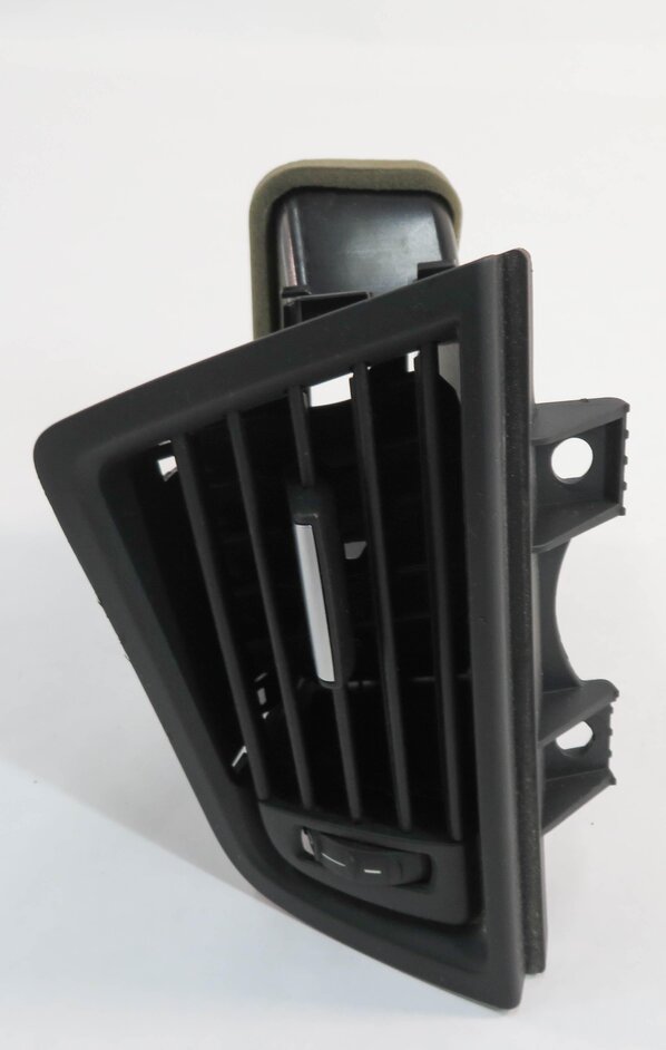 Thumbnail 2: 2011 BMW 535i (F10) LEFT FRONT DRIVER DASH HEATER A/C AIR VENT