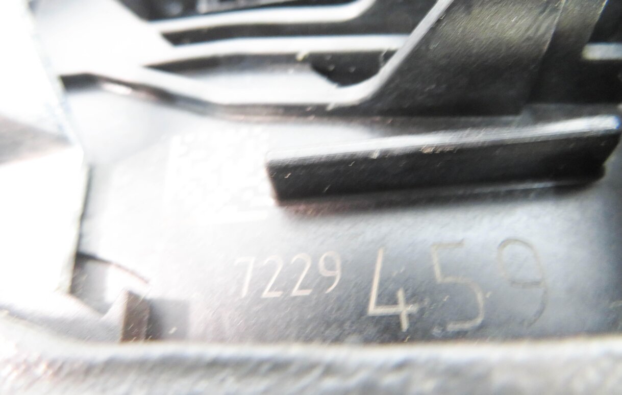 Thumbnail 7: 2010-2018 BMW E90 F30 F32 E60 F10 F01 F25 F26 E70 E71 LEFT SIDE REAR DOOR LATCH